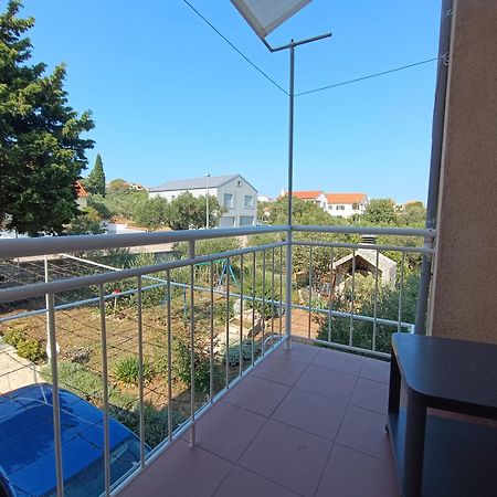 Apartmani Ramesa Murter Bagian luar foto